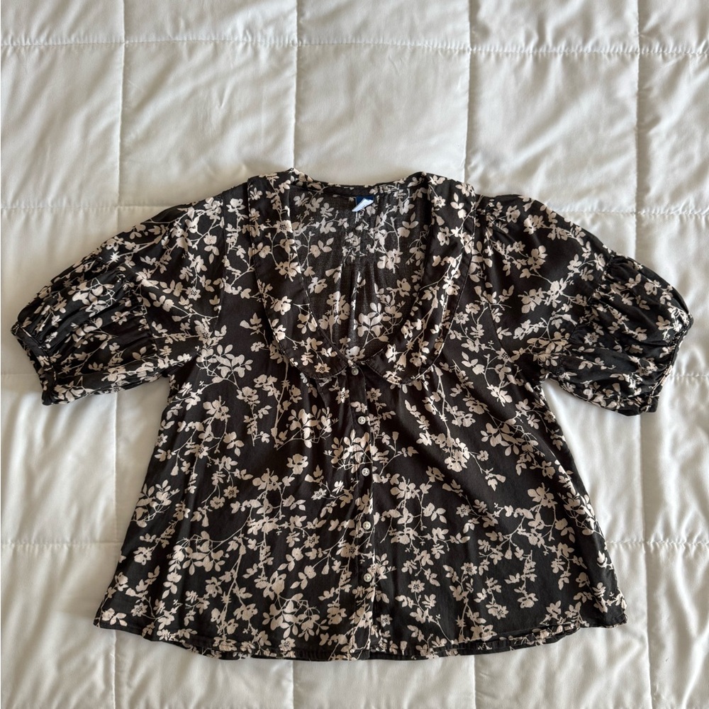 Old Navy Puff-Sleeve Floral-Print Peter Pan Collar Shirt Size XS
